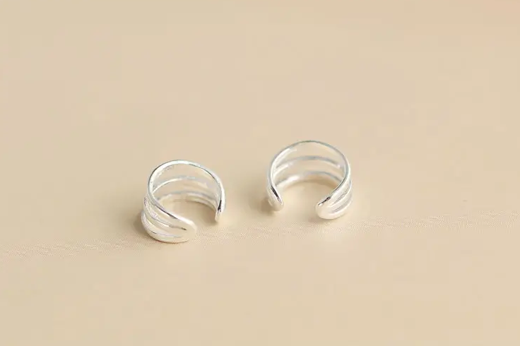 白銀耳環光澤度的影響因素和測量方法