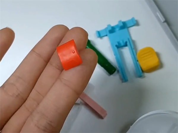 如何測量不規則微小物體的表麵顏色？&mdash;&mdash;YS3020分光測色儀